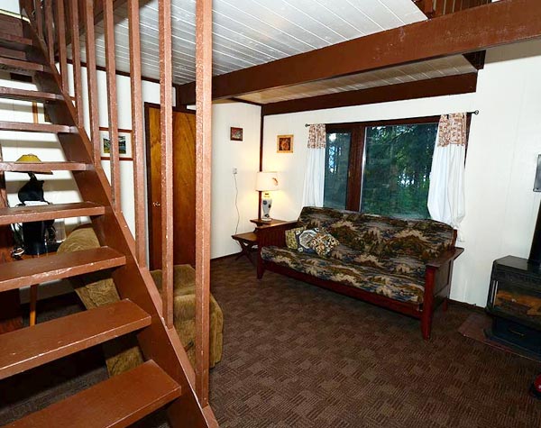 Koocanusa Resort and Marina - Libby MT - Deluxe Lake Cabin Rental