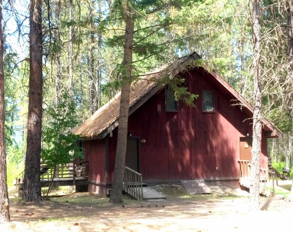 Deluxe lake Cabin Rental - Libby Montana